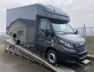 Box nástavba Iveco