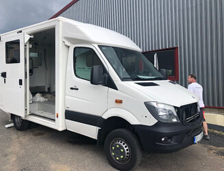 box nástavba Mercedes Sprinter