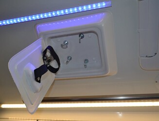 Sanitka zzs Praha stropní box